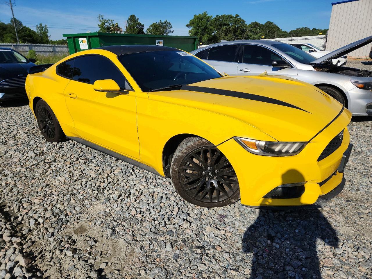 2016 Ford Mustang - zdjęcie 4