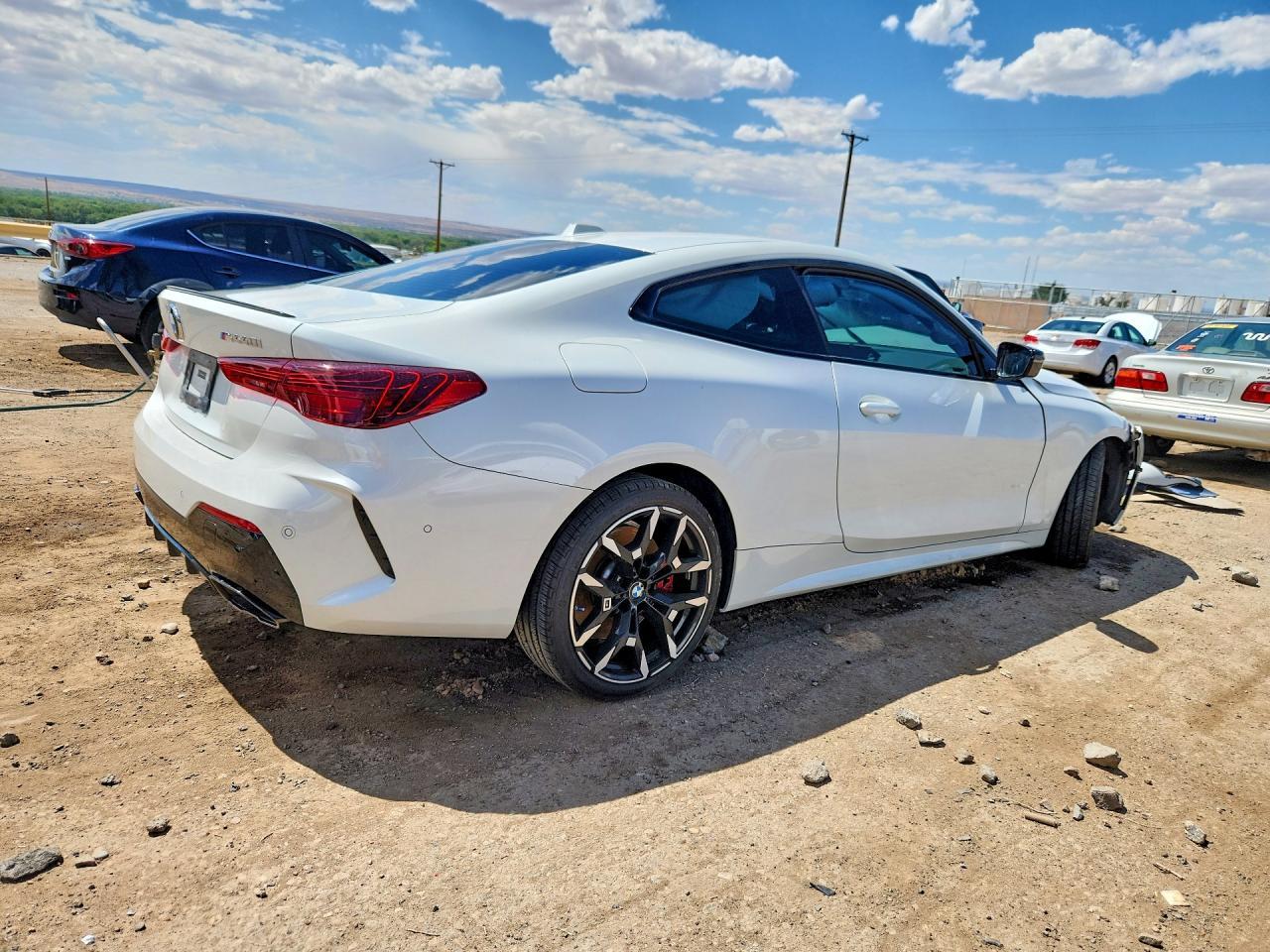 2025 BMW M440I - zdjęcie 3