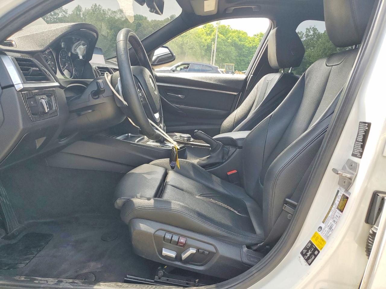 2016 BMW Seria 3 328i - zdjęcie 7
