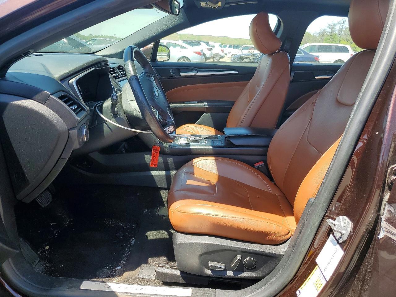 2019 Ford Fusion Titanium - zdjęcie 7