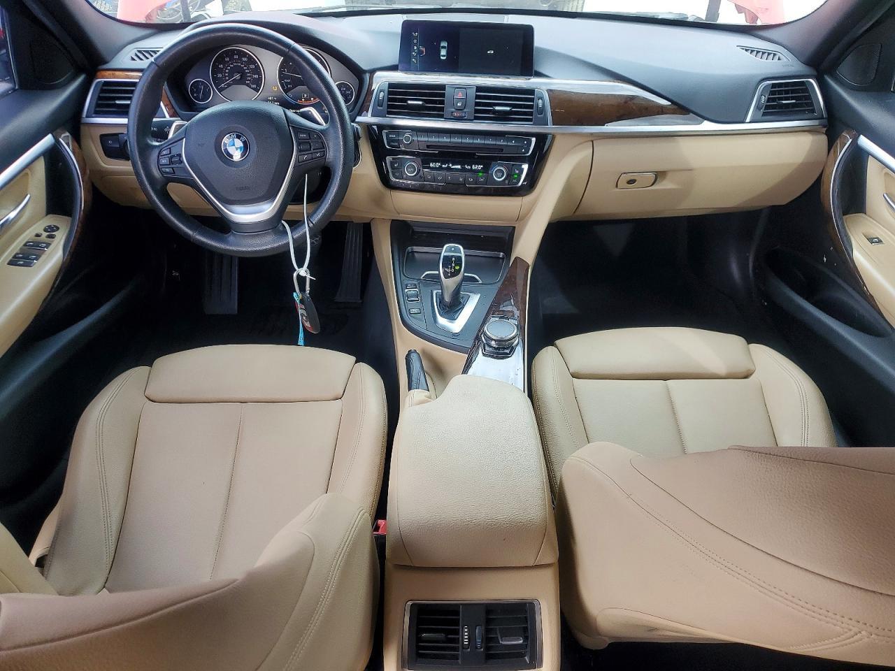 2017 BMW 330 I - zdjęcie 8