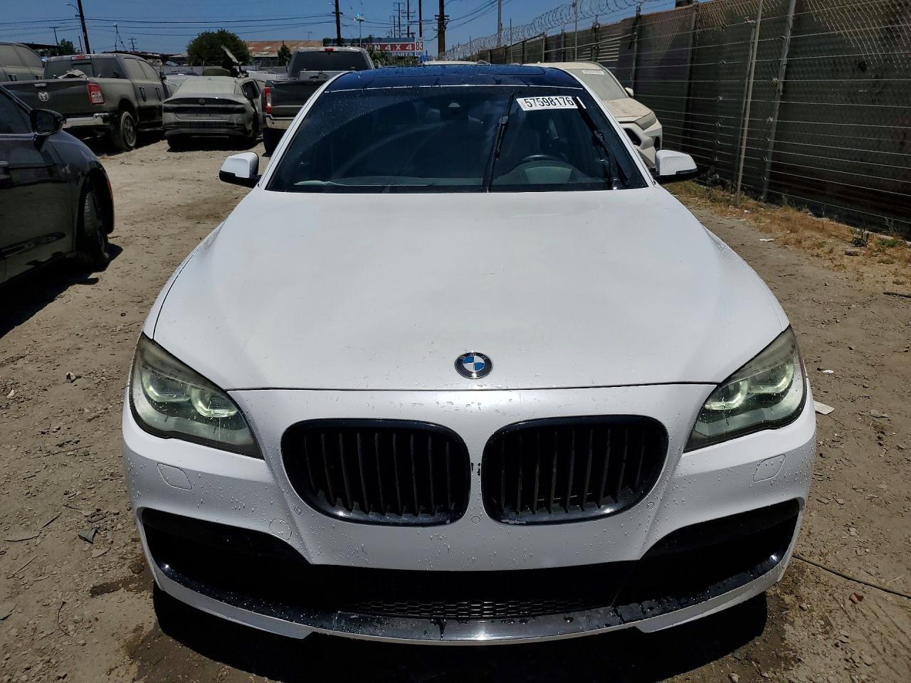 2014 BMW 750 Li - zdjęcie 5
