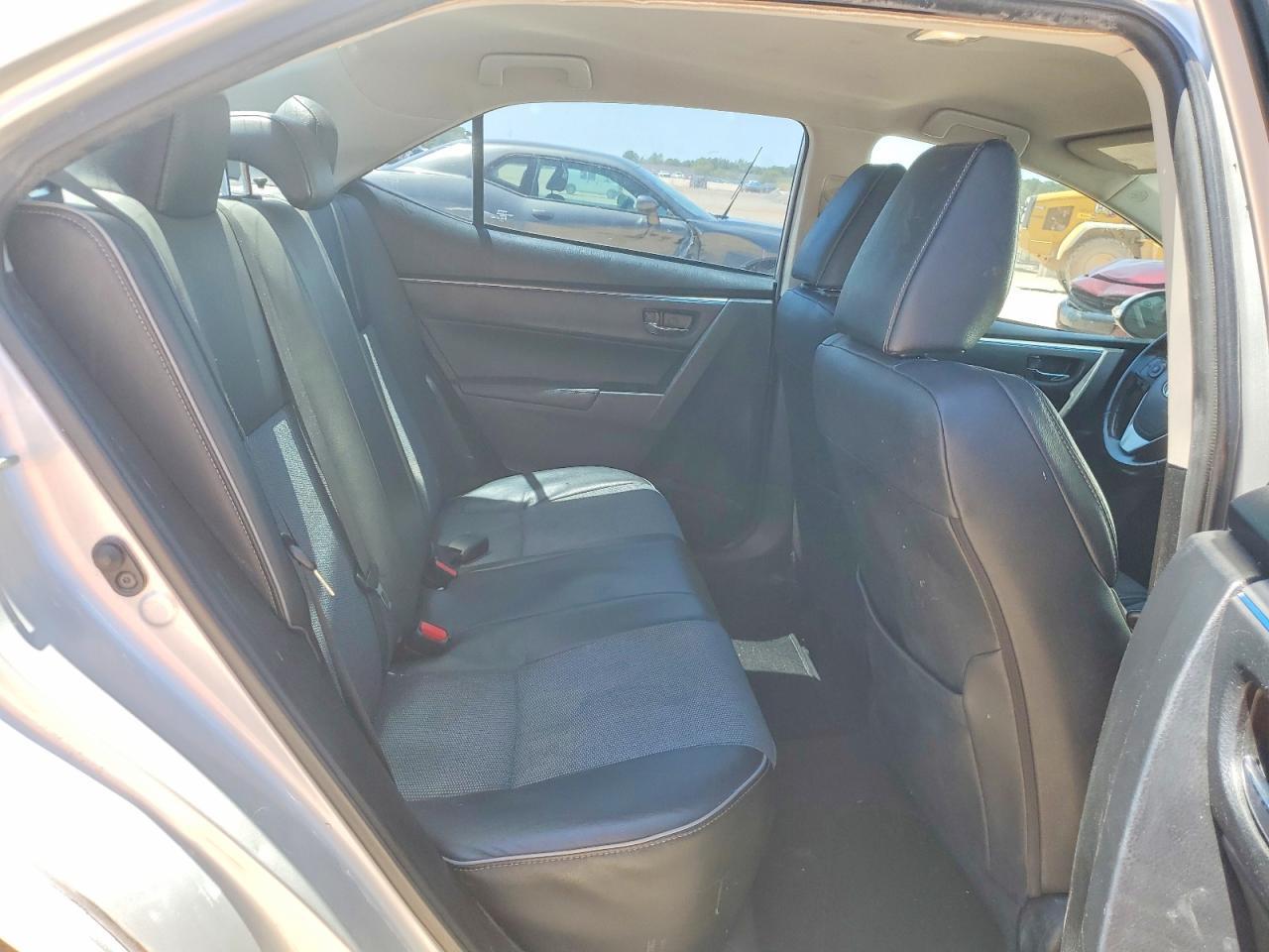 2014 Toyota Corolla S Plus - zdjęcie 10