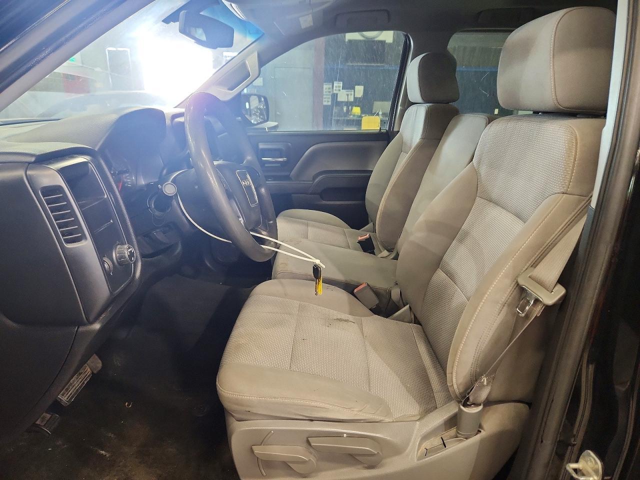 2015 GMC Sierra C1500 - zdjęcie 7