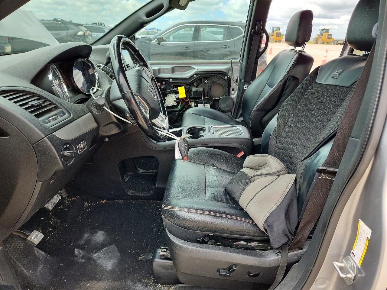 2019 Dodge Grand Caravan Gt - zdjęcie 7