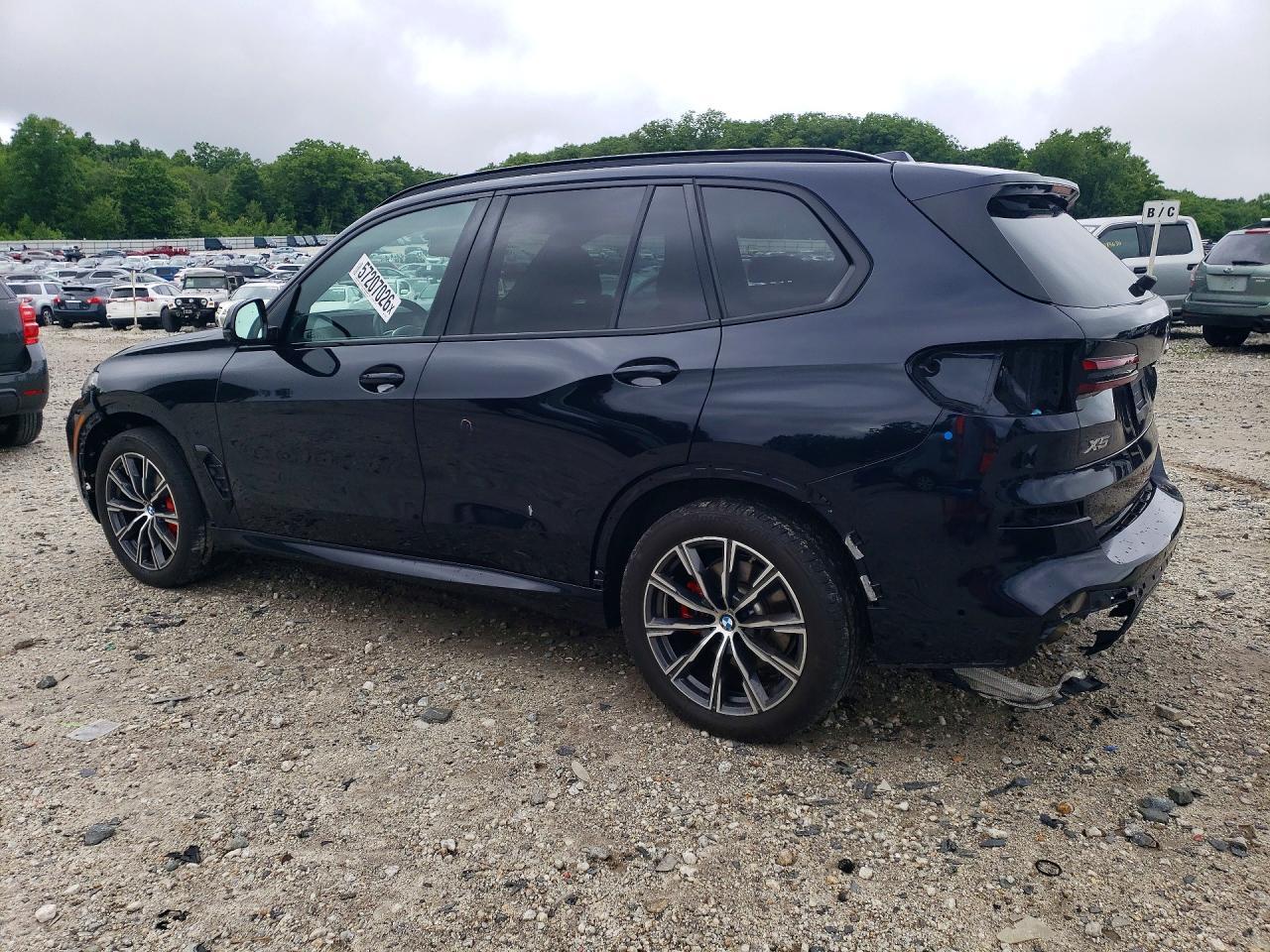 2024 BMW X5 xDrive40I - zdjęcie 2