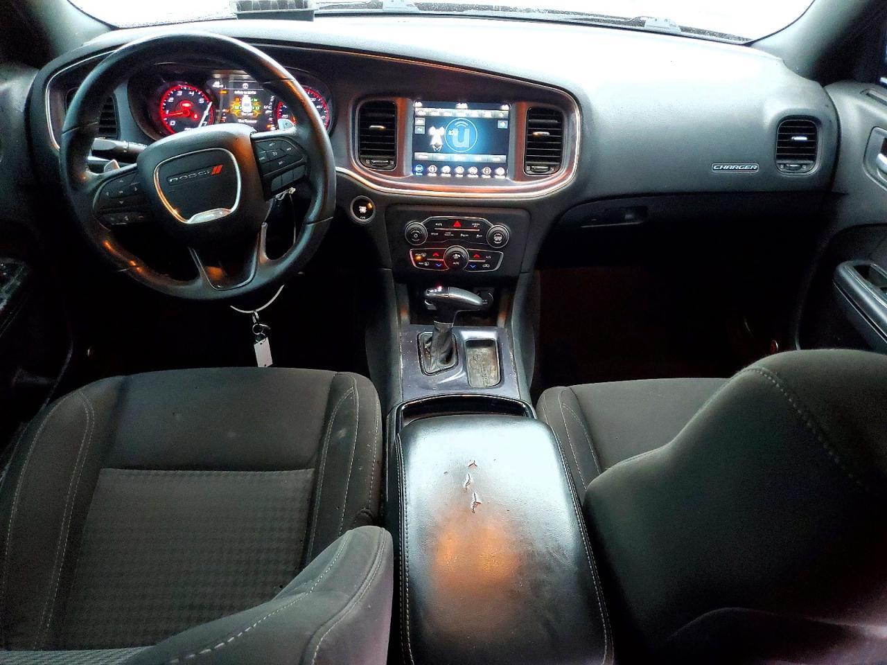 2018 Dodge Charger R - zdjęcie 8