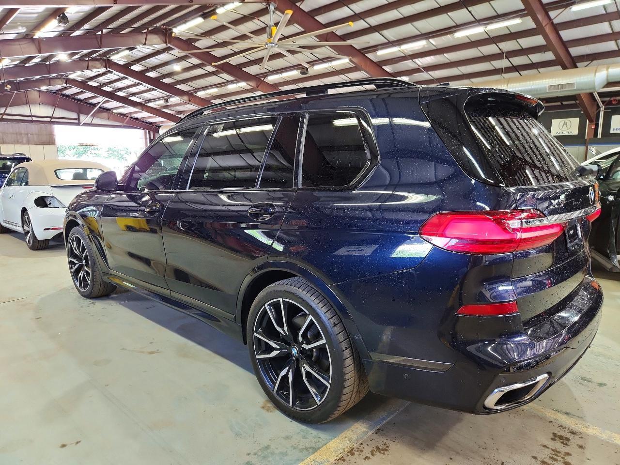 BMW X7 - zdjęcie 2