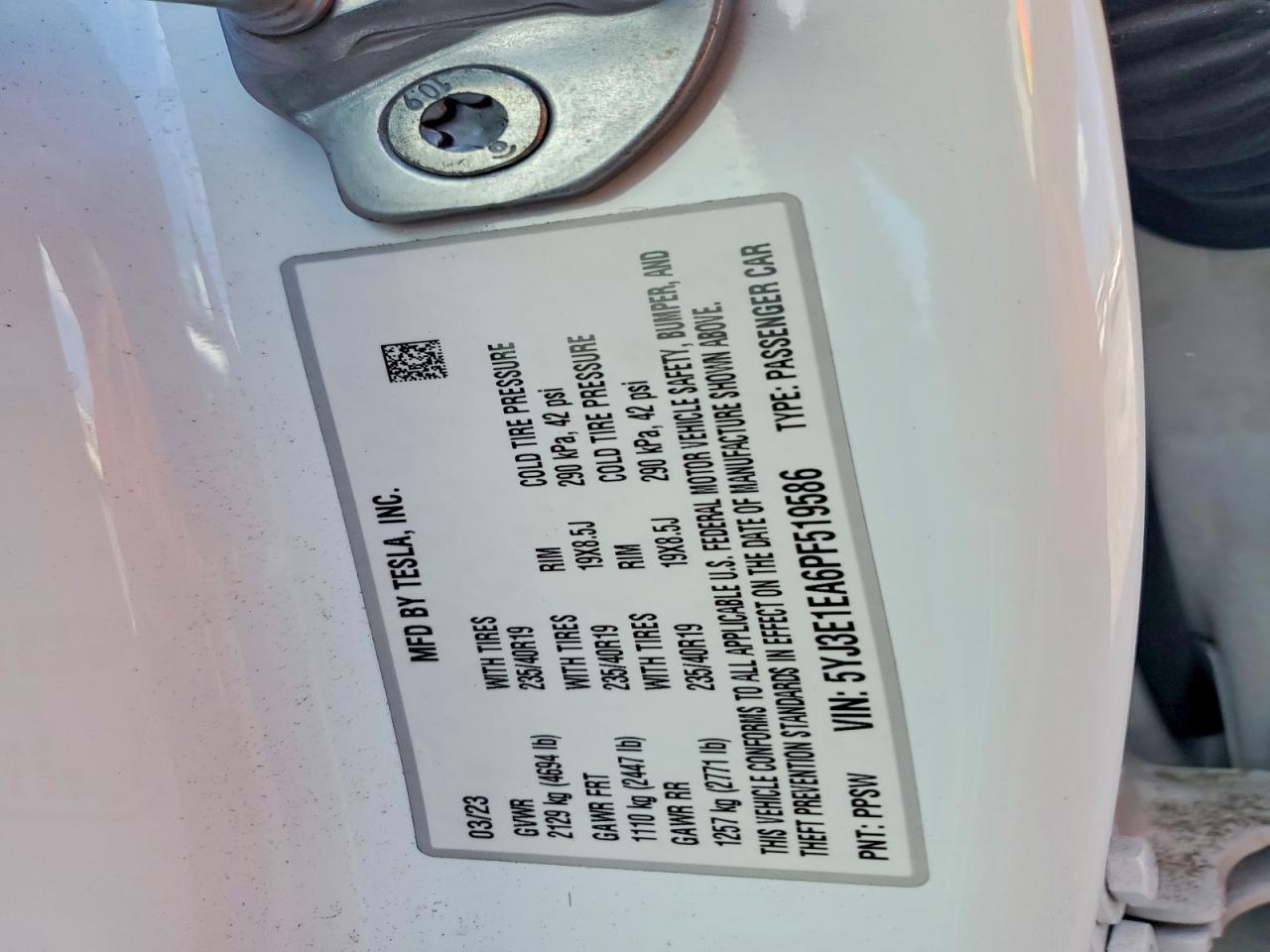 2023 Tesla Model 3 - zdjęcie 13