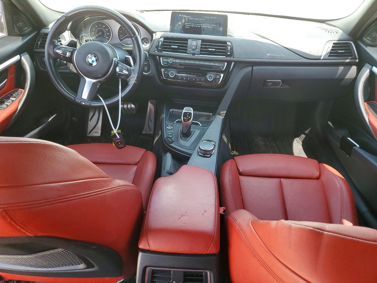 2016 BMW 3 Series Hyb 4D - zdjęcie 8