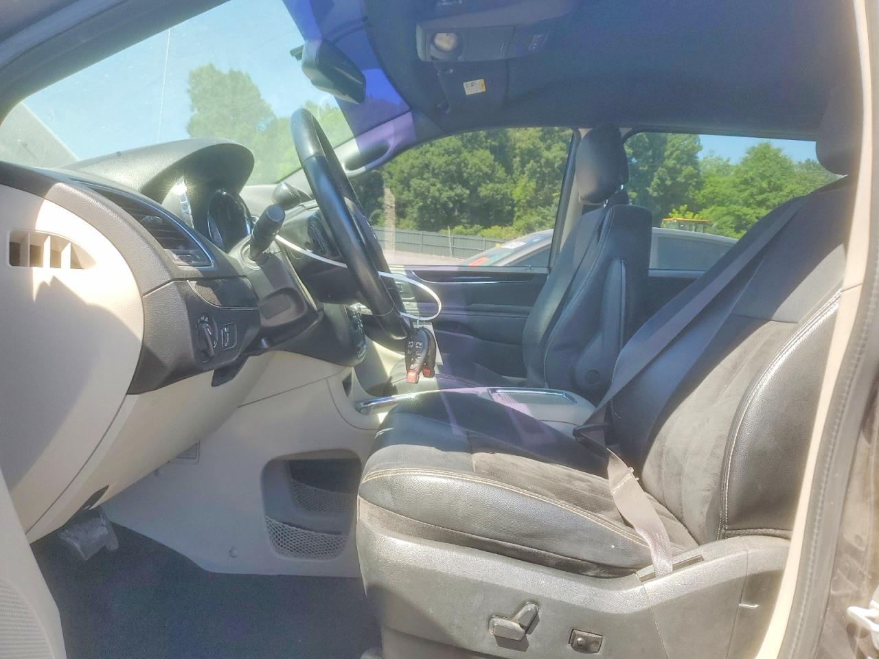 2017 Dodge Grand Caravan Sxt - zdjęcie 7