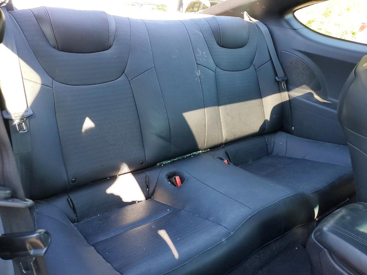 2015 Hyundai Genesis Coupe 3.8 - zdjęcie 10