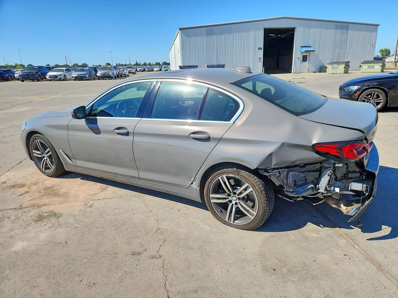 2021 BMW Seria 5 530i - zdjęcie 2