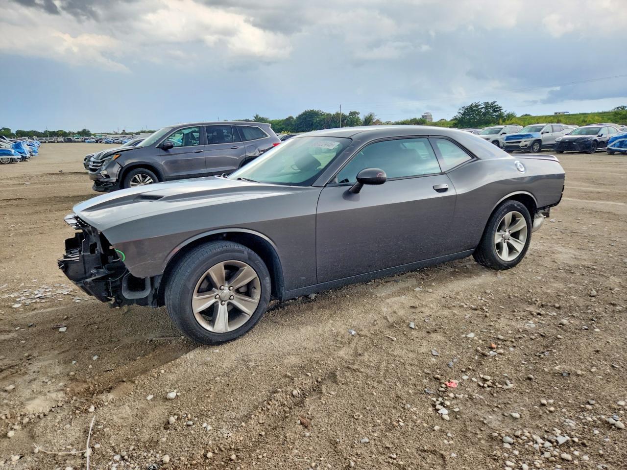 2018 Dodge Challenger Sxt - zdjęcie główne