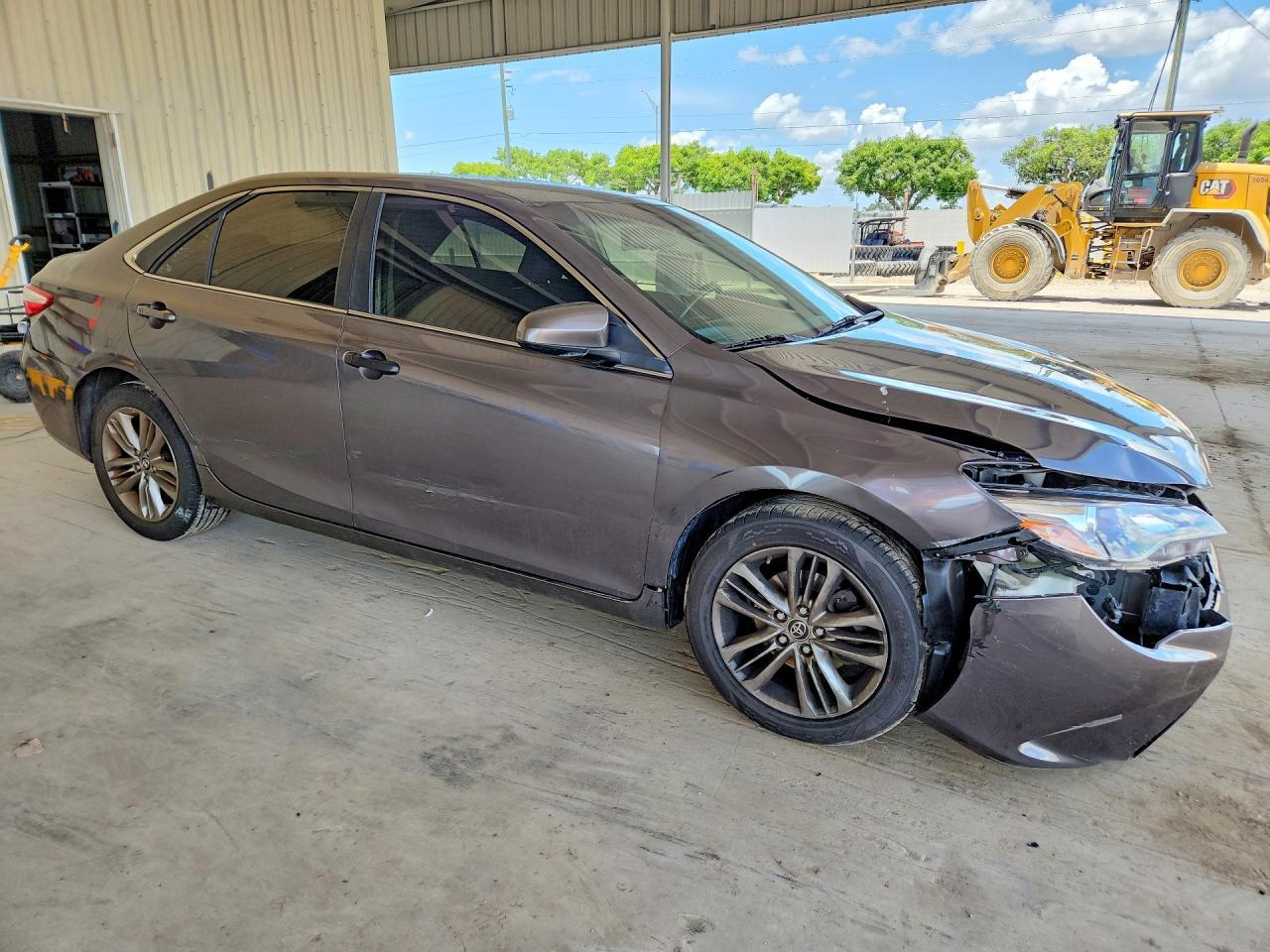 2015 Toyota Camry Se - zdjęcie 4
