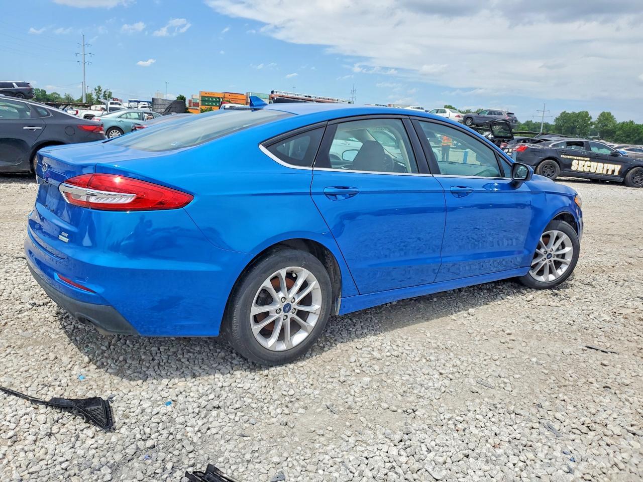 2020 Ford Fusion Se - zdjęcie 3