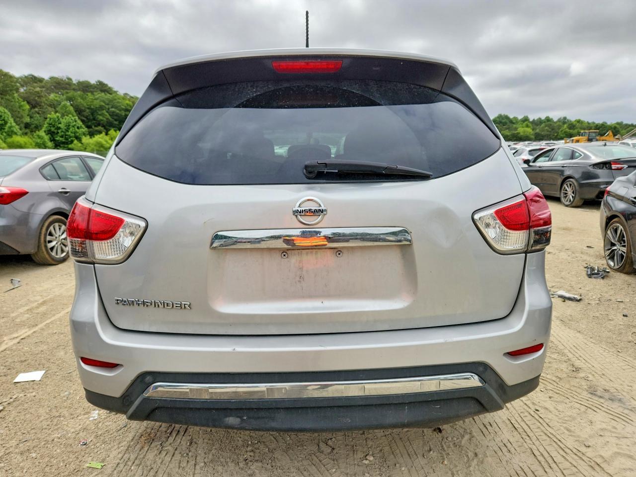 2015 Nissan Pathfinder S - zdjęcie 6