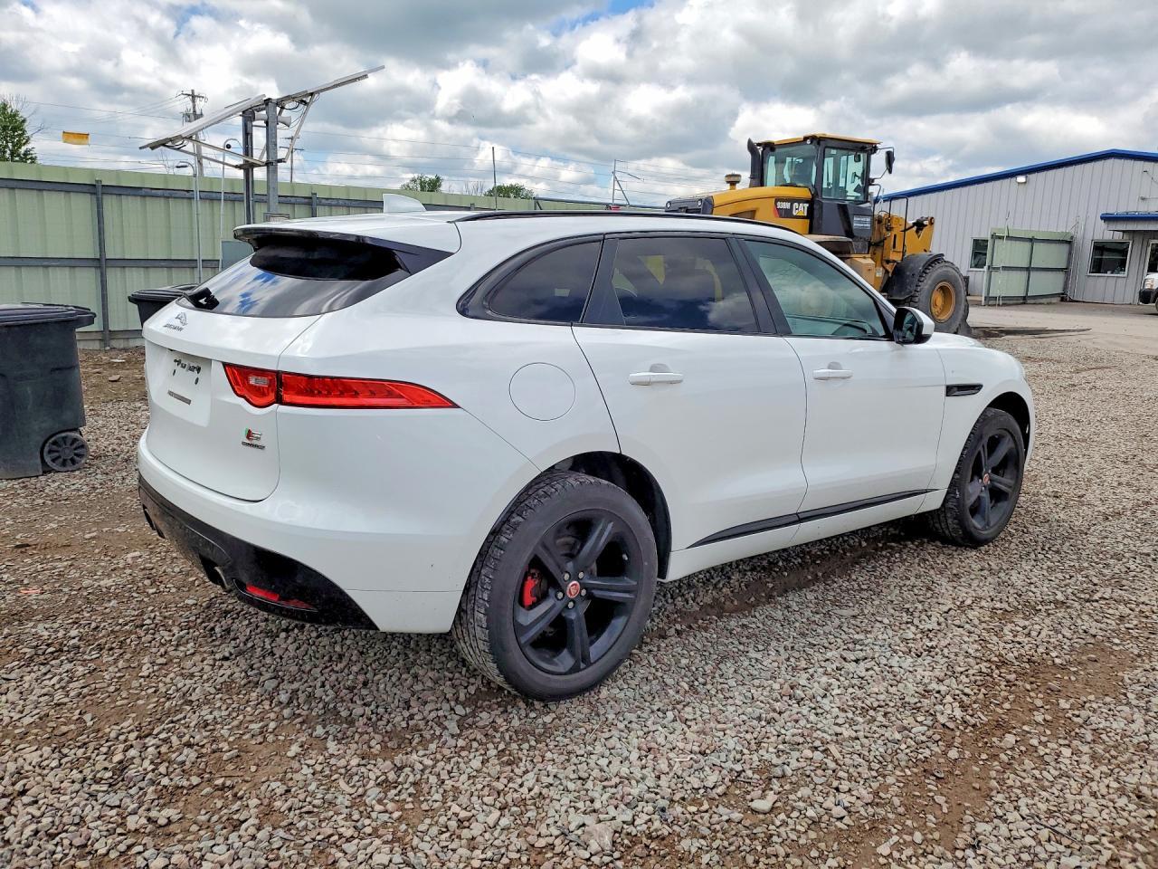 2019 Jaguar F-Pace S - zdjęcie 3