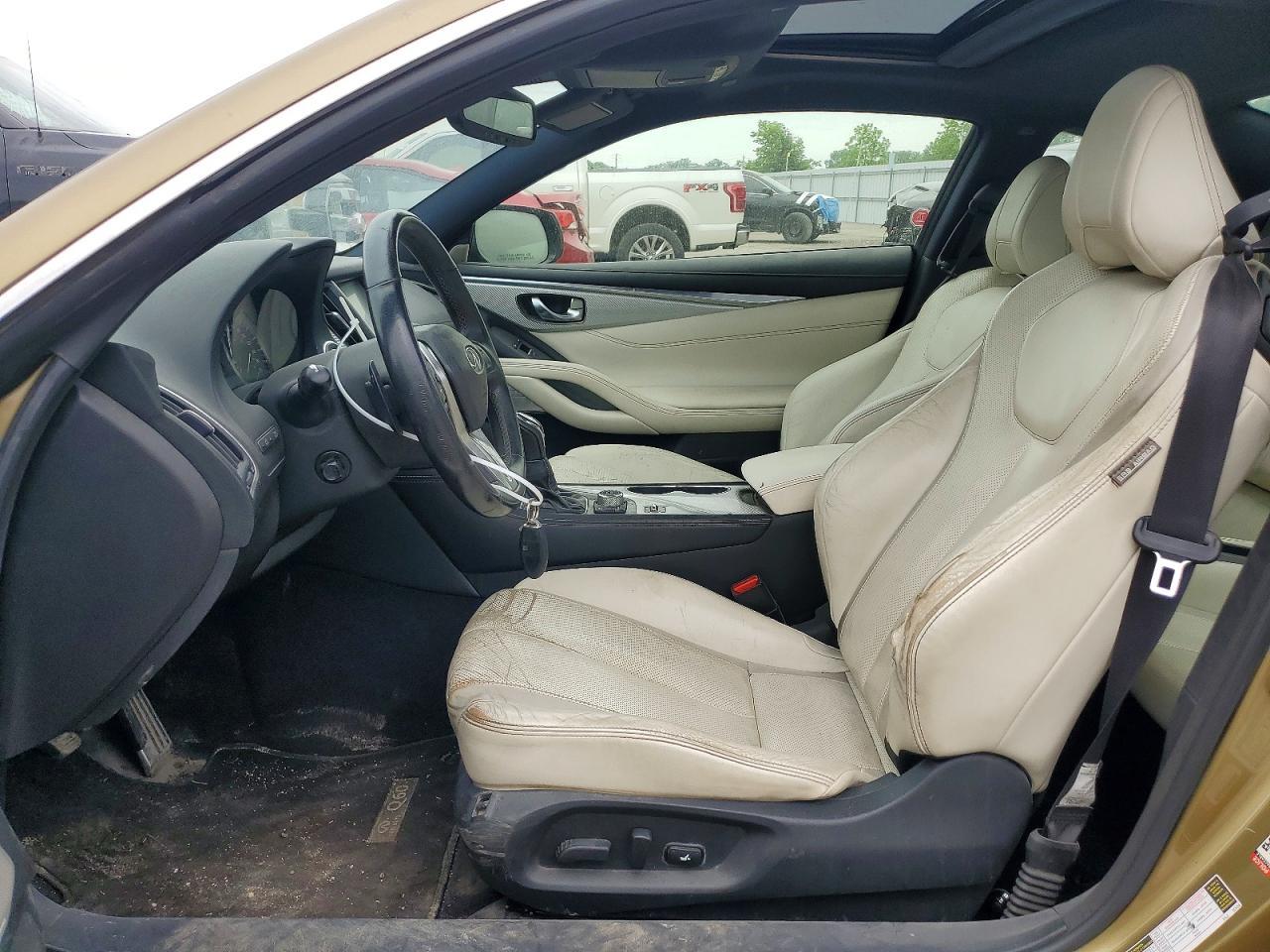 2017 Infiniti Q60 Red Sport 400 - zdjęcie 7
