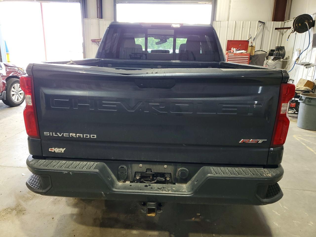 2020 Chevrolet Silverado K1500 Rst - zdjęcie 6