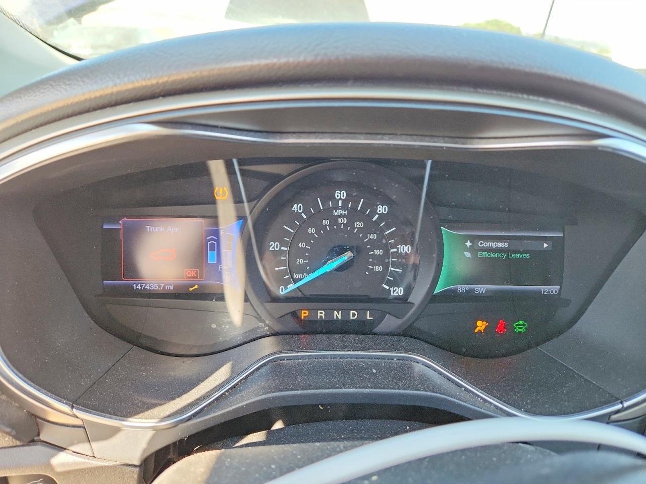 2013 Ford Fusion - zdjęcie 9