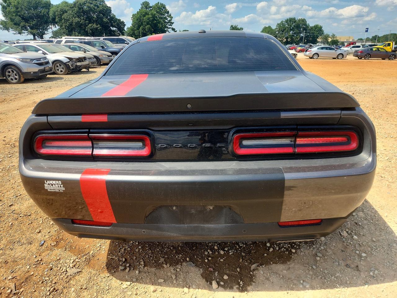 2022 Dodge Challenger R - zdjęcie 6