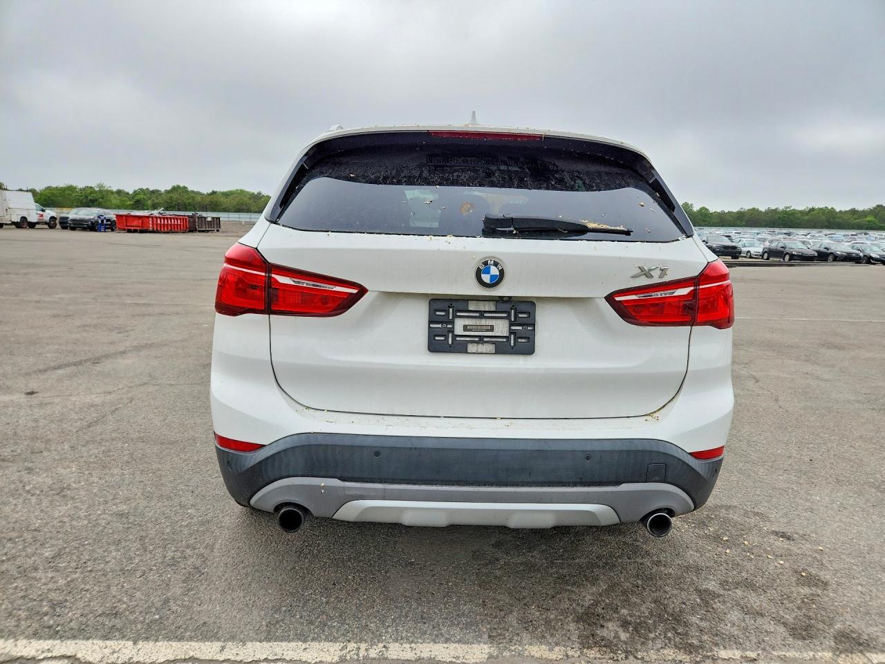 2016 BMW X1 xDrive28I - zdjęcie 6