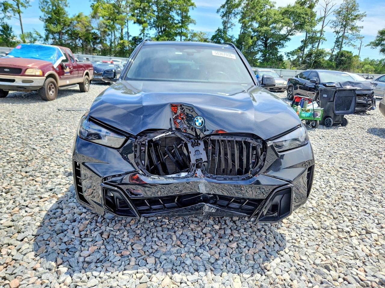 2025 BMW X5 xDrive50E - zdjęcie 5
