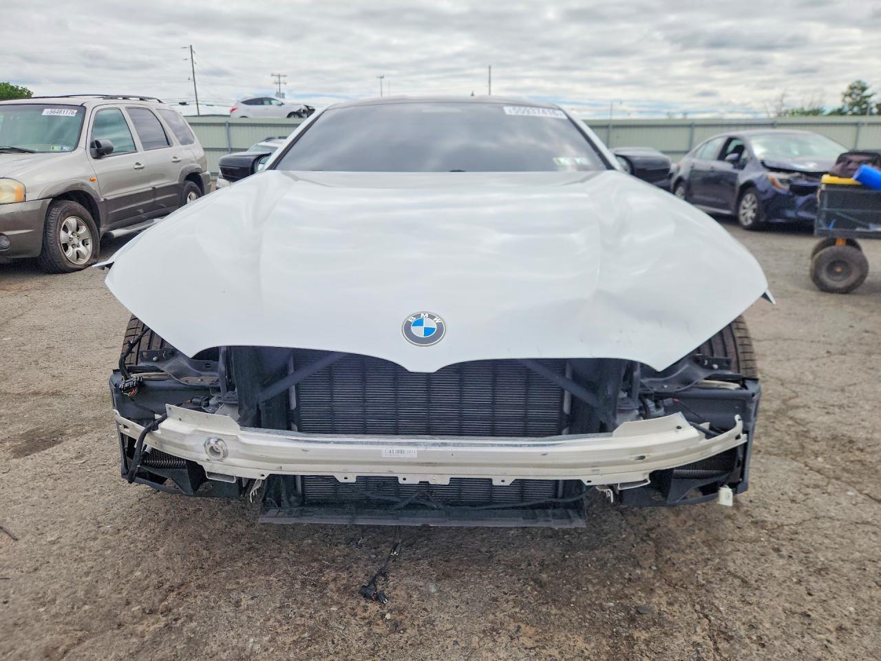 2024 BMW M850Xi - zdjęcie 5