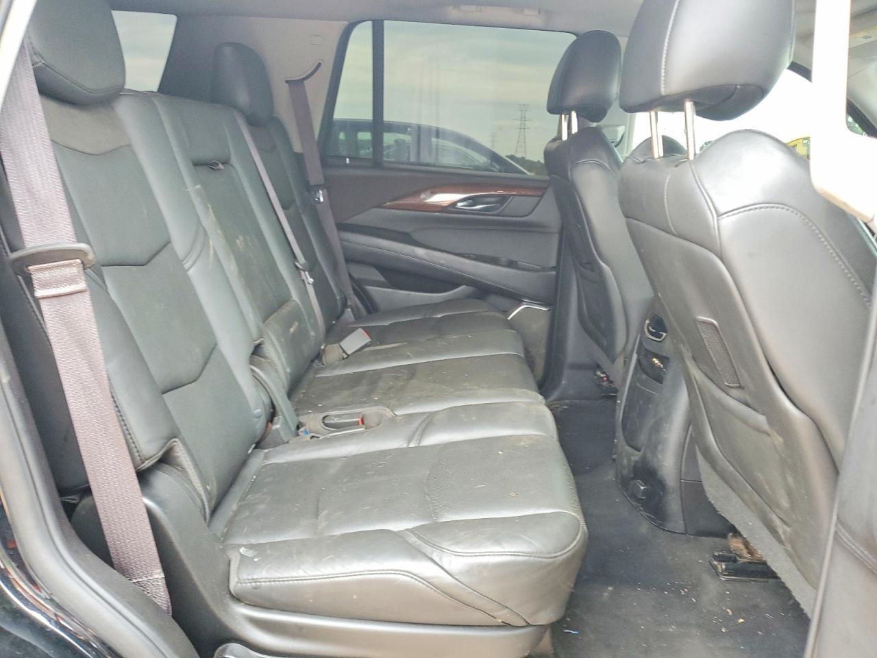 2016 Cadillac Escalade Premium - zdjęcie 11