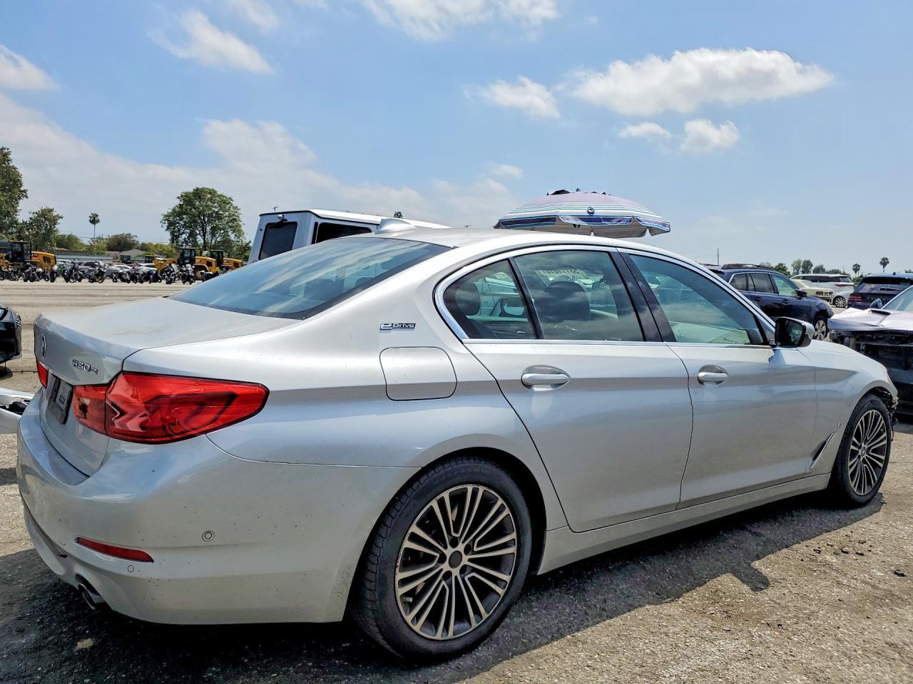 2019 BMW Seria 5 530e - zdjęcie 3