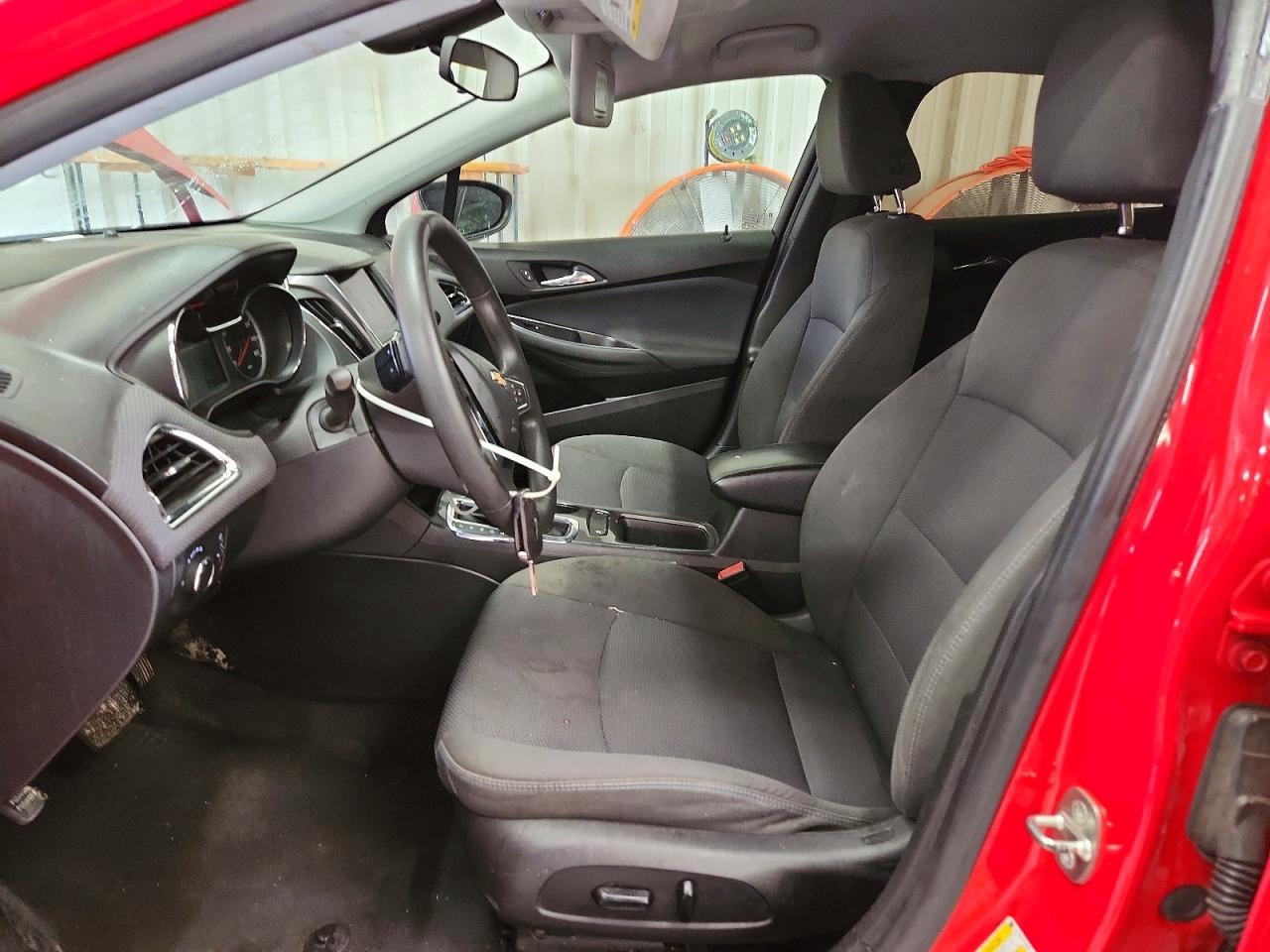 2019 Chevrolet Cruze Lt - zdjęcie 7