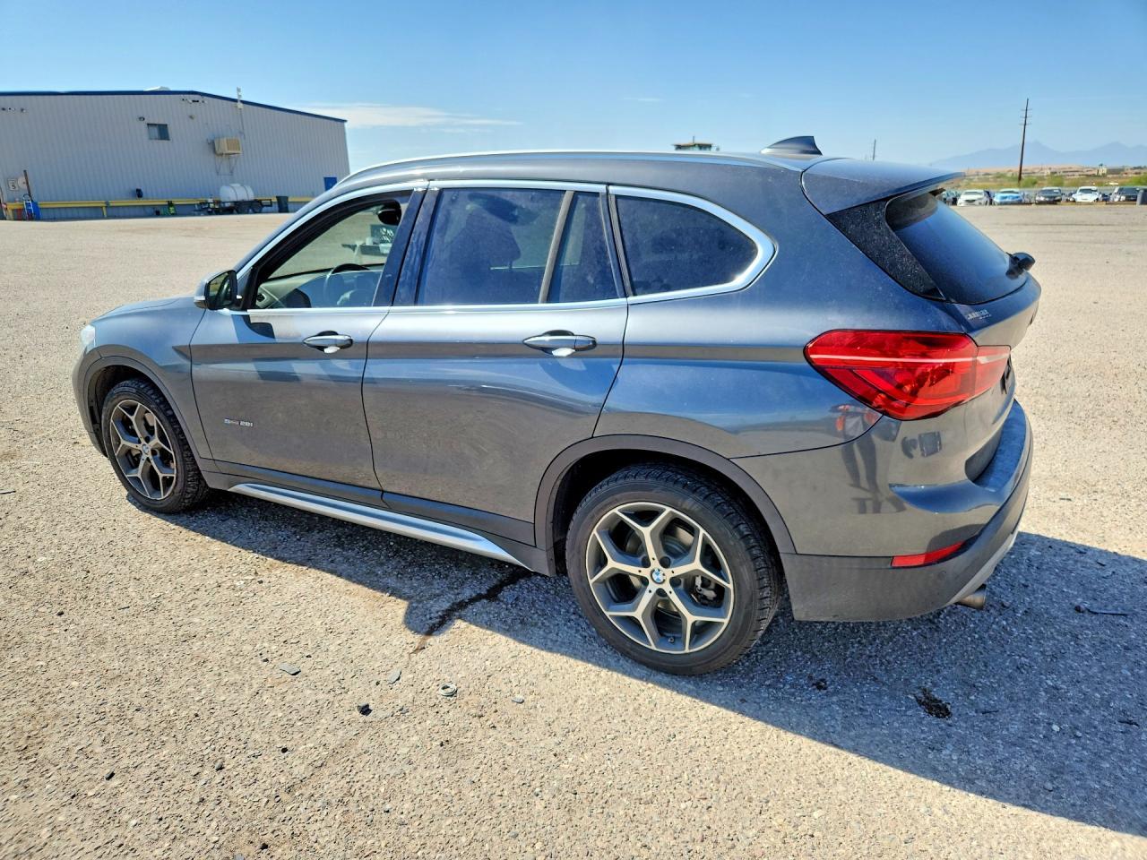 2018 BMW X1 Sdrive28I - zdjęcie 2