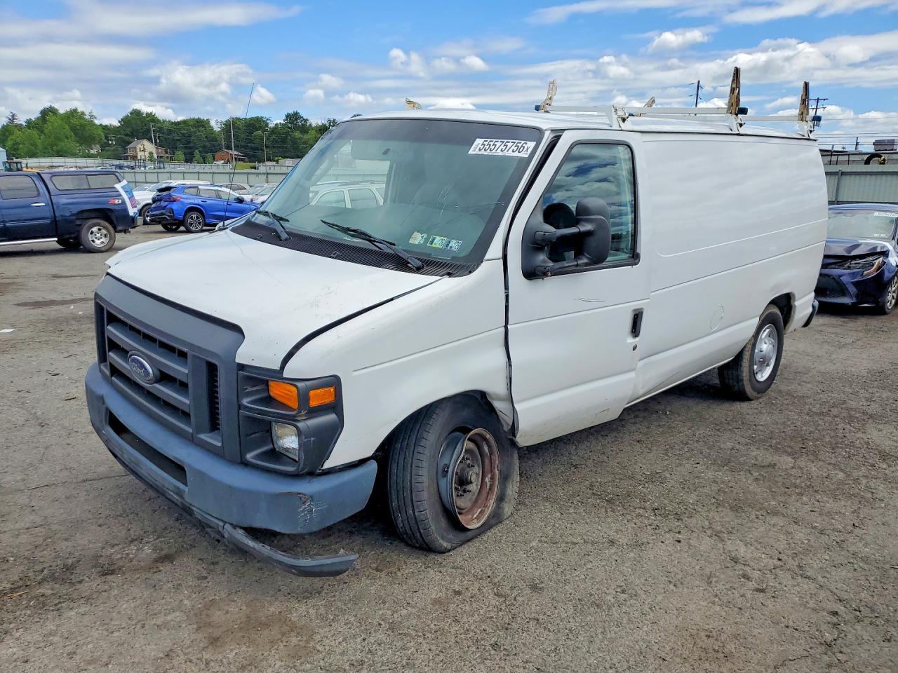2013 Ford Econoline E250 Van - zdjęcie główne