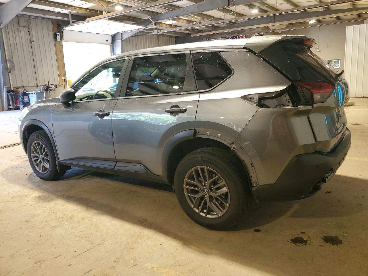 2023 Nissan Rogue S - zdjęcie 2