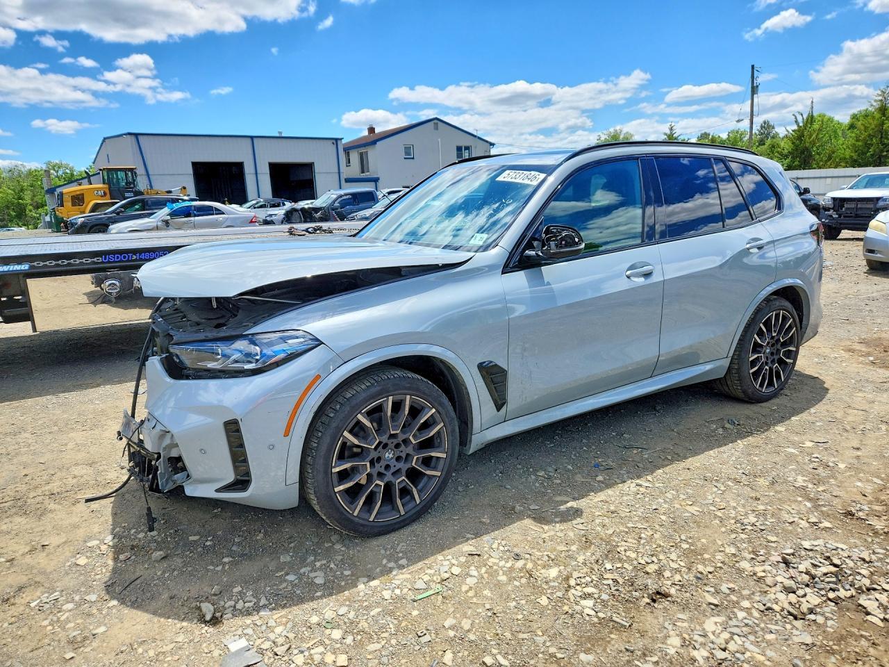 2024 BMW X5 xDrive40I - zdjęcie główne
