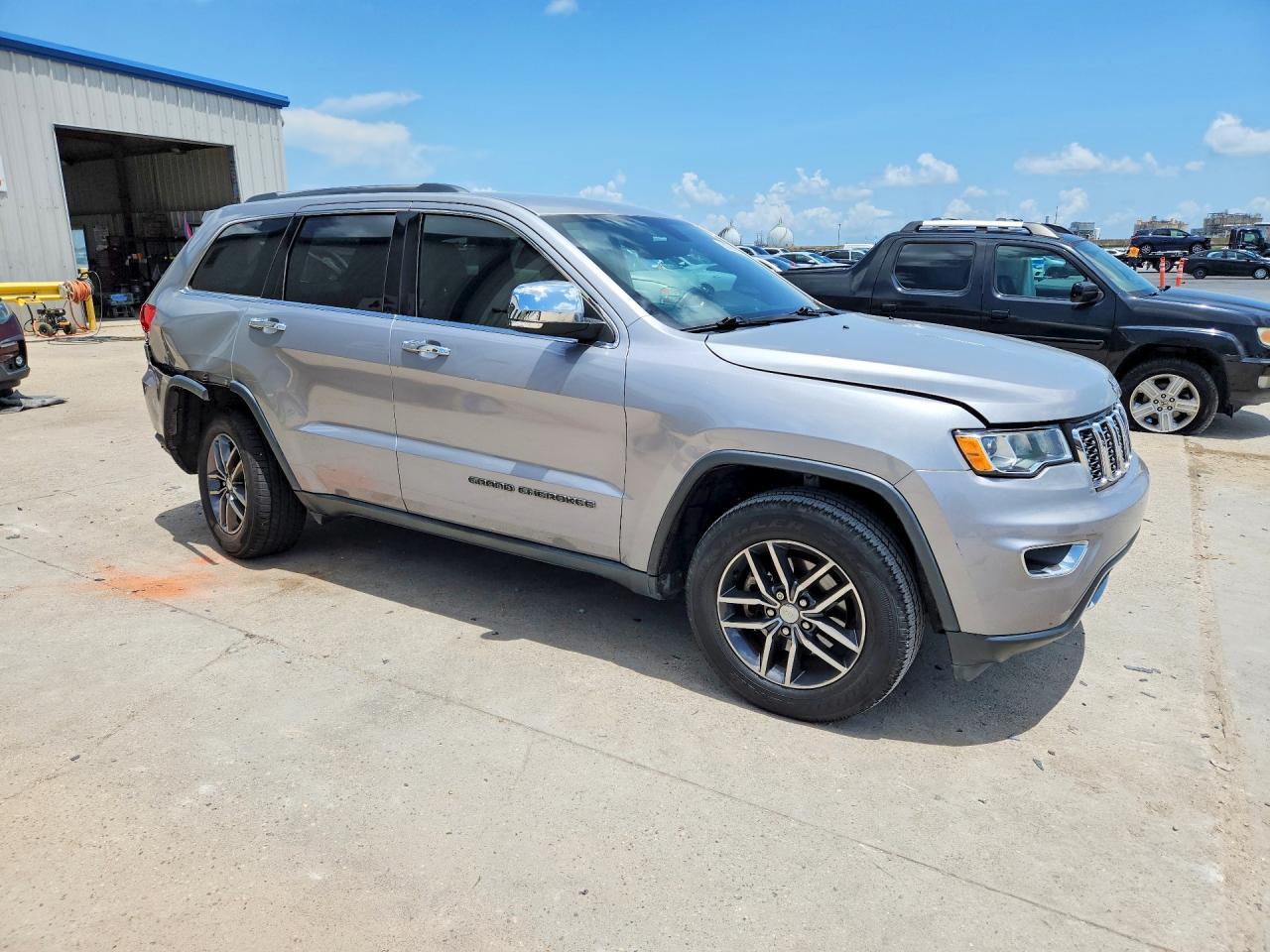 2017 Jeep Grand Cherokee Limited - zdjęcie 4