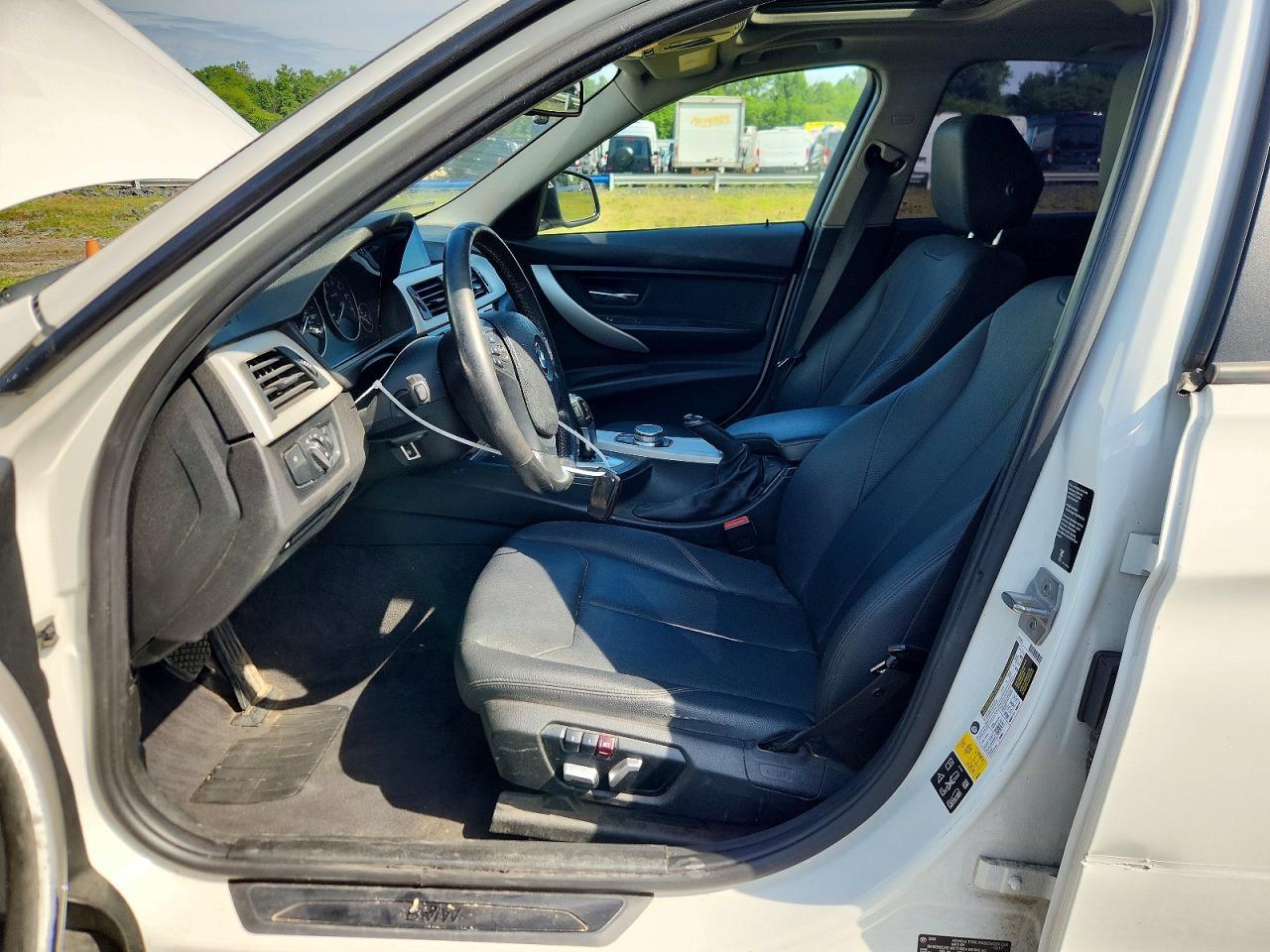 2018 BMW Seria 3 320i - zdjęcie 7