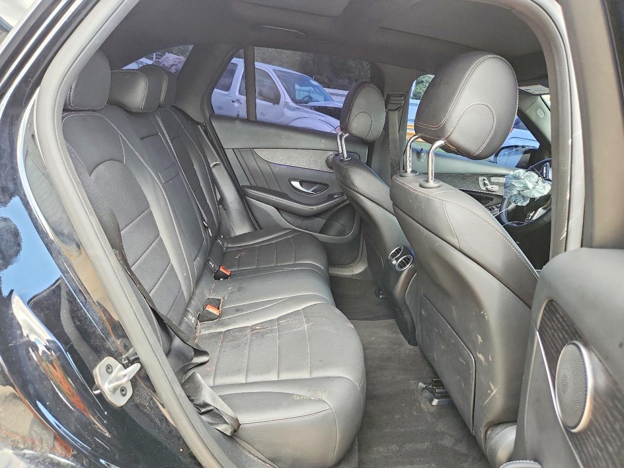 2022 Mercedes-Benz Glc 300 4Matic - zdjęcie 10
