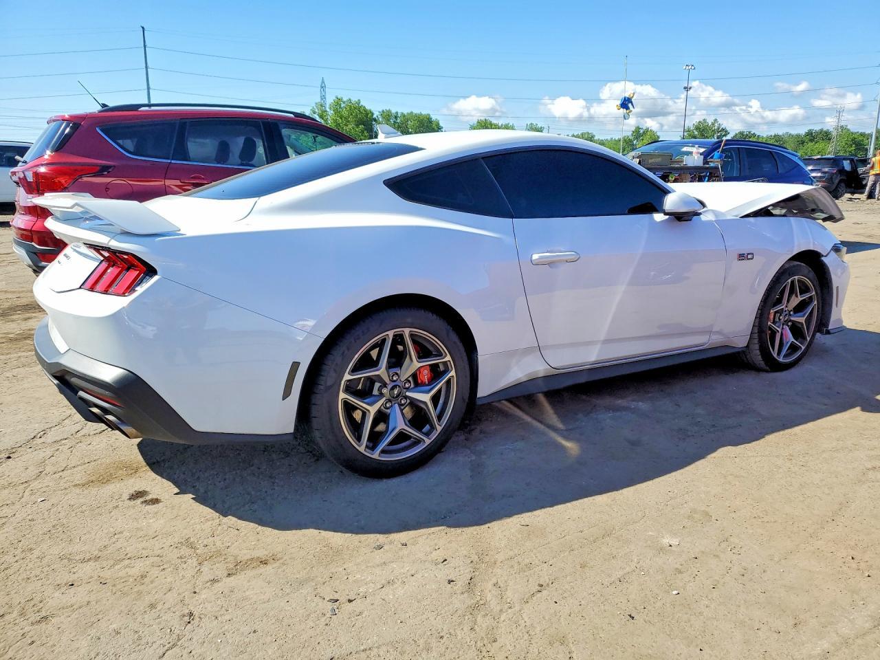 2026 Ford Mustang Gt - zdjęcie 3