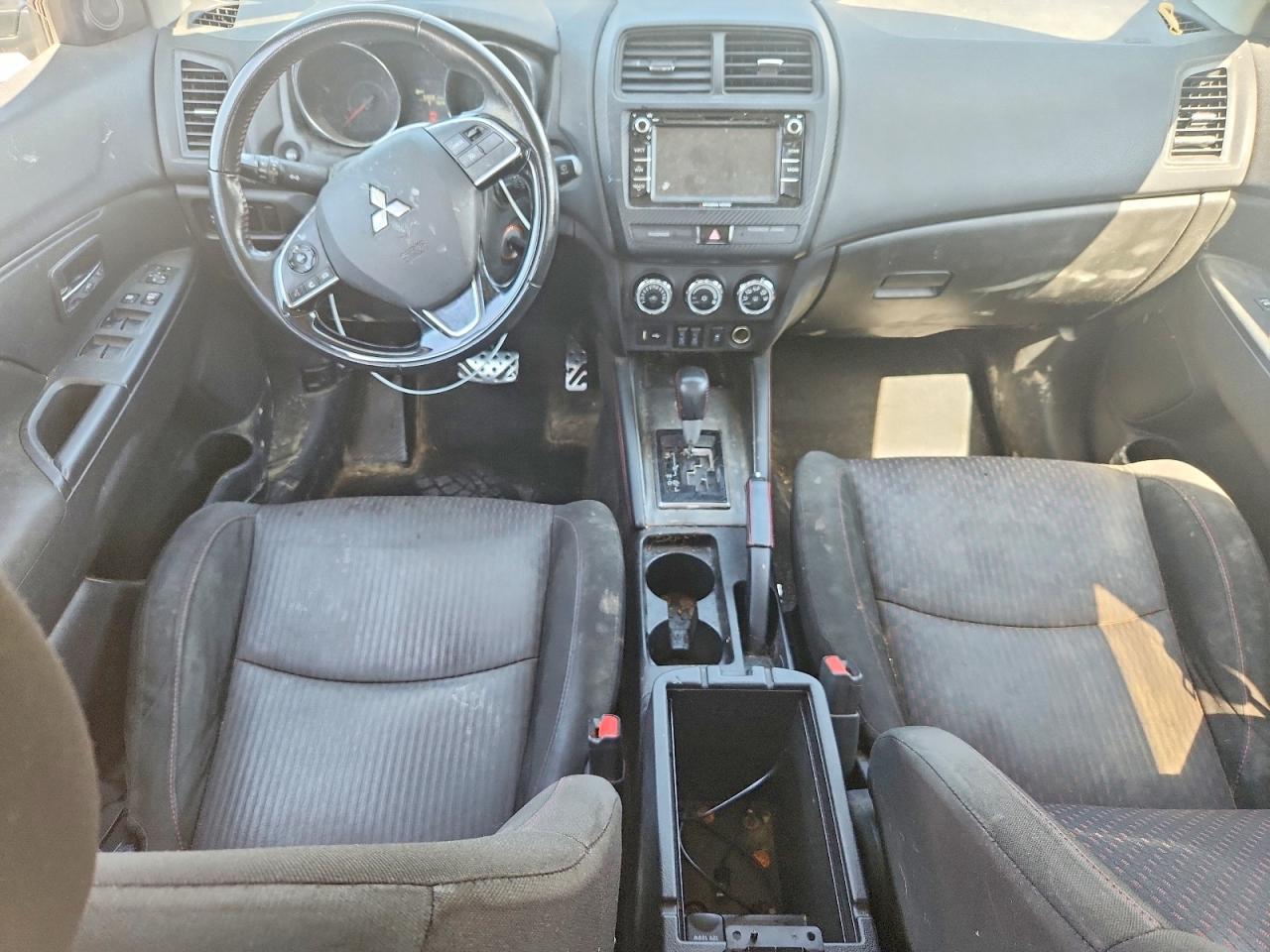 2018 Mitsubishi Outlander Sport Es - zdjęcie 8