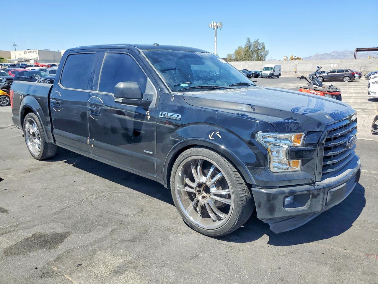 2016 Ford F150 Supercrew - zdjęcie 4