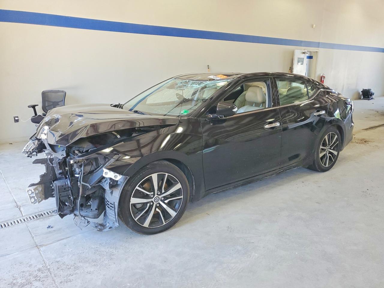 2021 Nissan Maxima Sv - zdjęcie główne