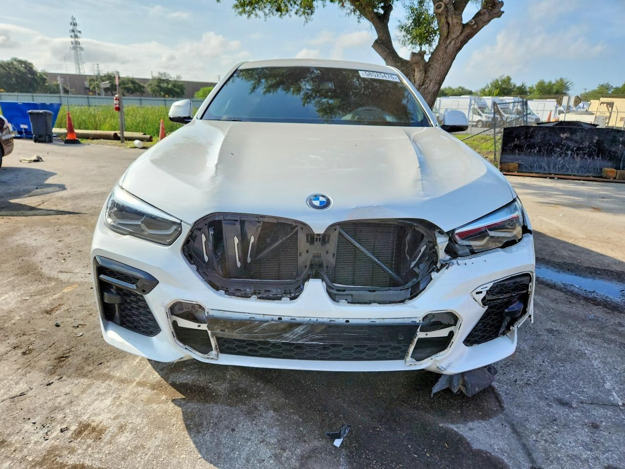 2023 BMW X6 xDrive40I - zdjęcie 5