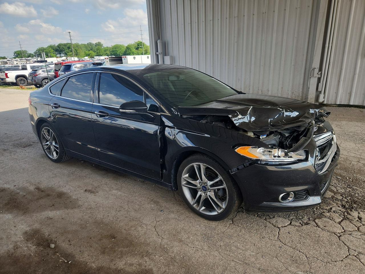 2013 Ford Fusion Titanium - zdjęcie 4