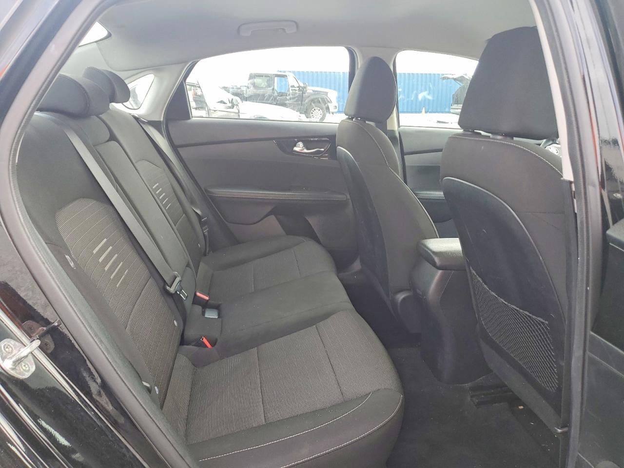 2019 Kia Forte S - zdjęcie 10