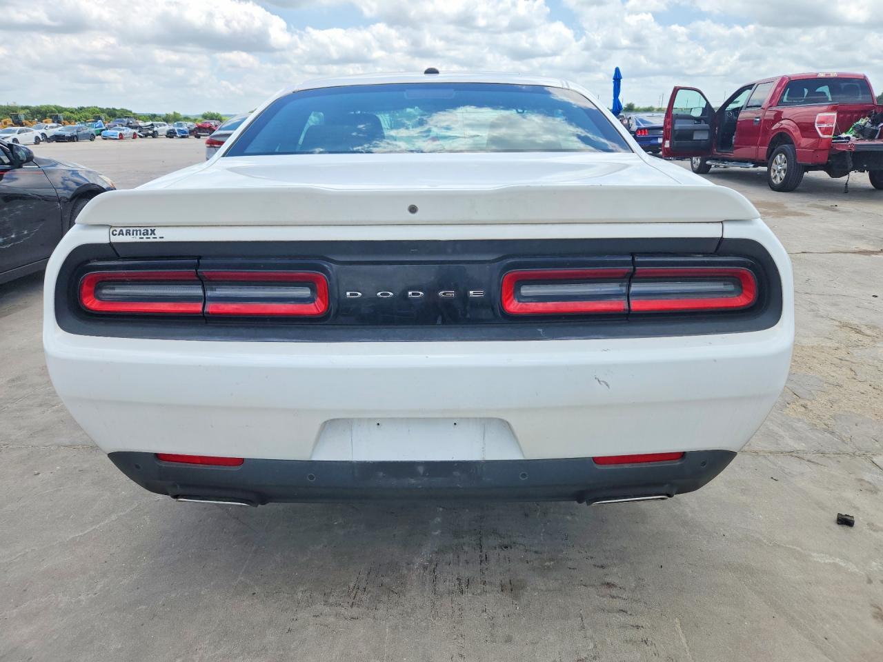 2021 Dodge Challenger Sxt - zdjęcie 6