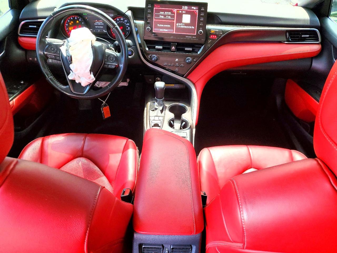 2021 Toyota Camry Xse - zdjęcie 8