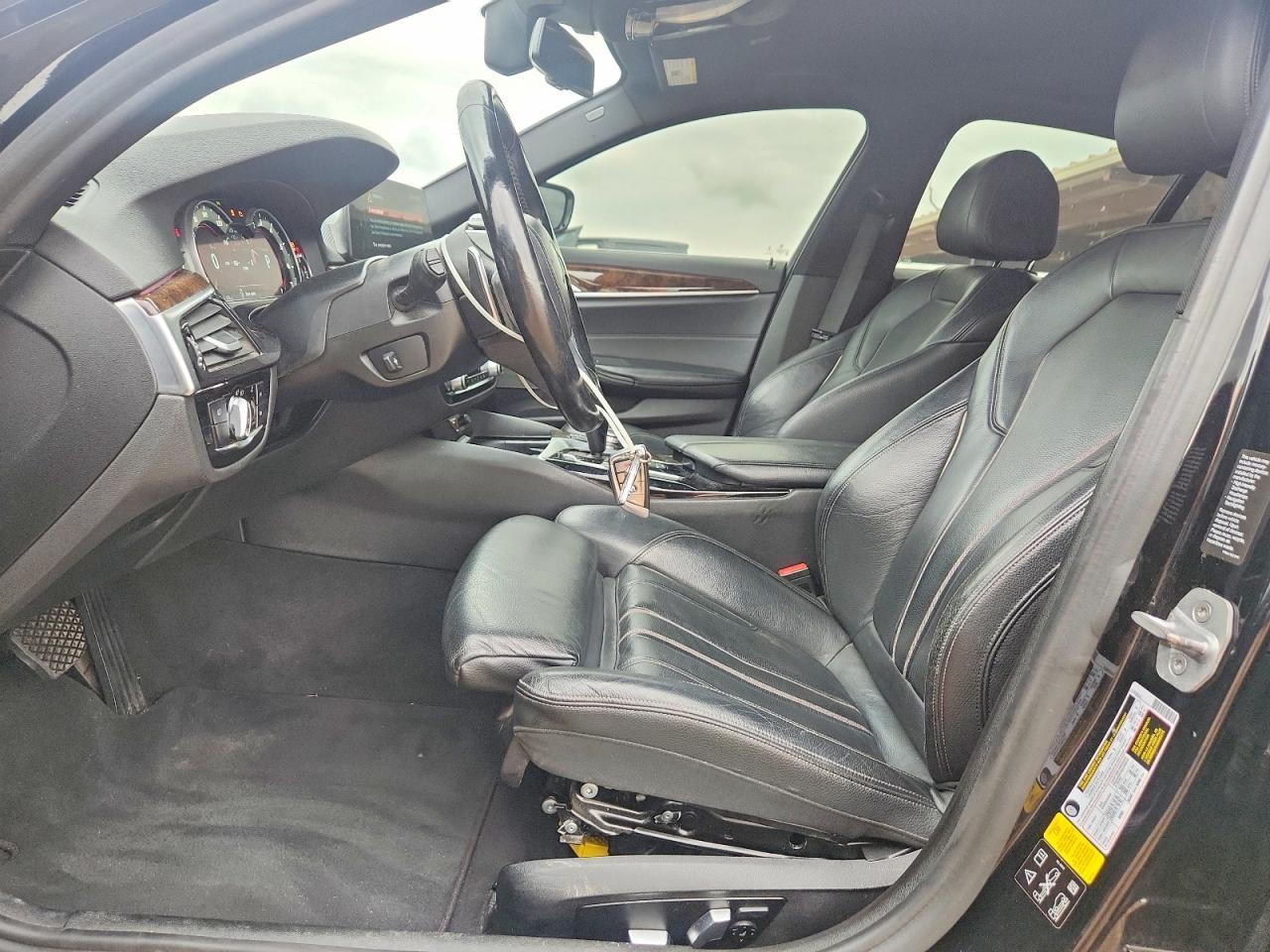 2017 BMW Seria 5 540i - zdjęcie 7