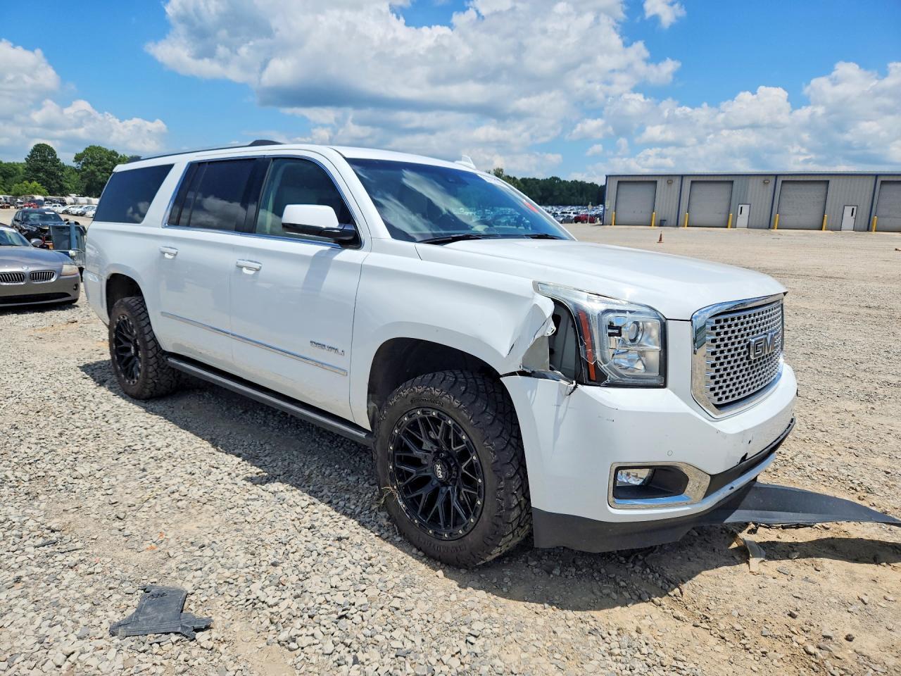 2016 GMC Yukon Xl Denali - zdjęcie 4